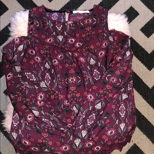 Off the shoulder purple top! 💜